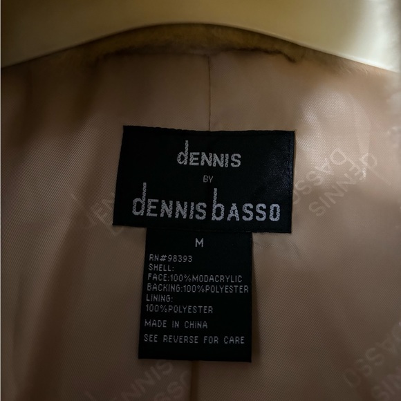 Faux fur.  New never worn- was in my mothers closet - Picture 4 of 10